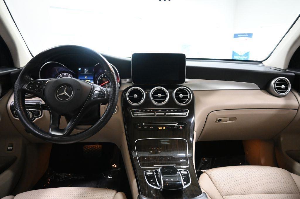 Mercedes-Benz GLC GLC 300 4MATIC SUV 2018