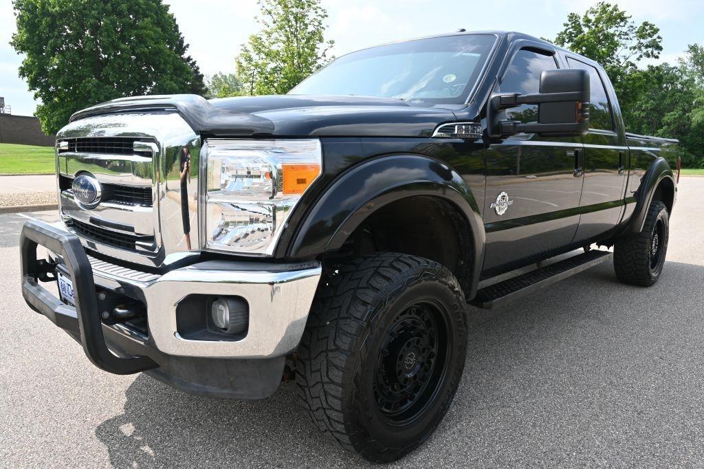 2015 Ford Super Duty F-350 SRW 4WD Crew Cab 172" Platinum