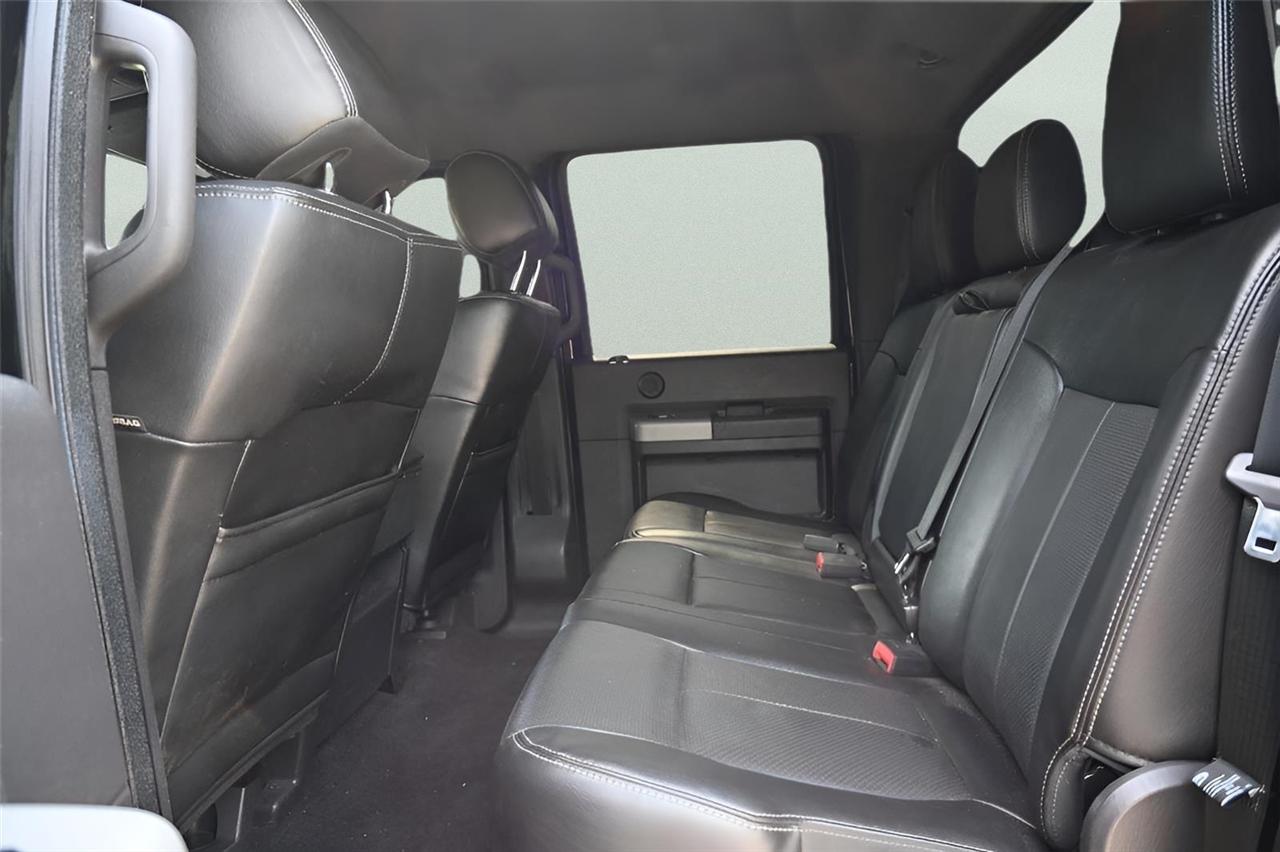 Ford Super Duty F-350 SRW 4WD Crew Cab 172" Platinum 2015