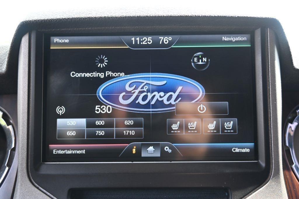 Ford Super Duty F-350 SRW 4WD Crew Cab 172" Platinum 2015