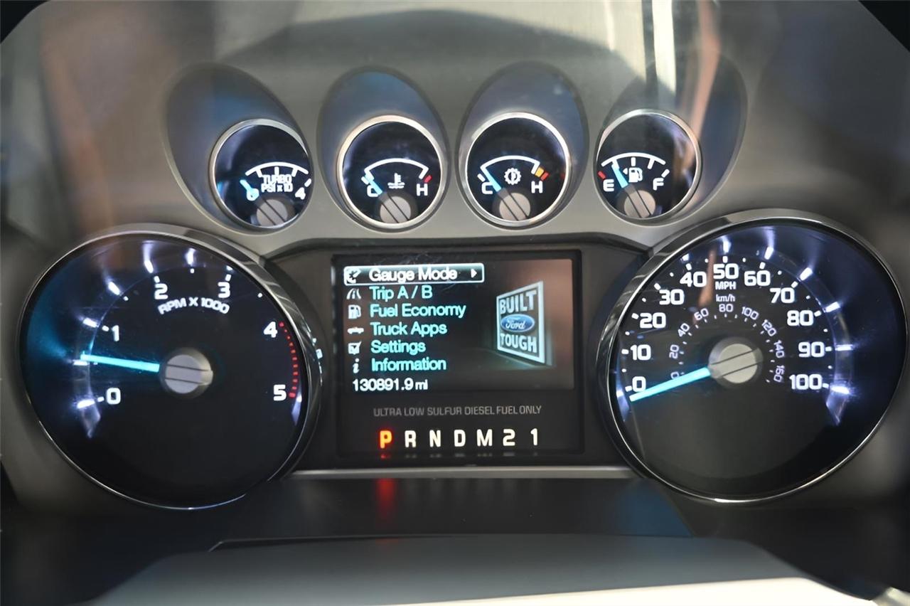 Ford Super Duty F-350 SRW 4WD Crew Cab 172" Platinum 2015