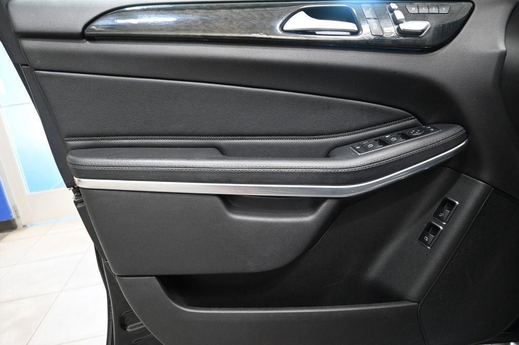 Mercedes-Benz GLS GLS 550 4MATIC SUV 2017