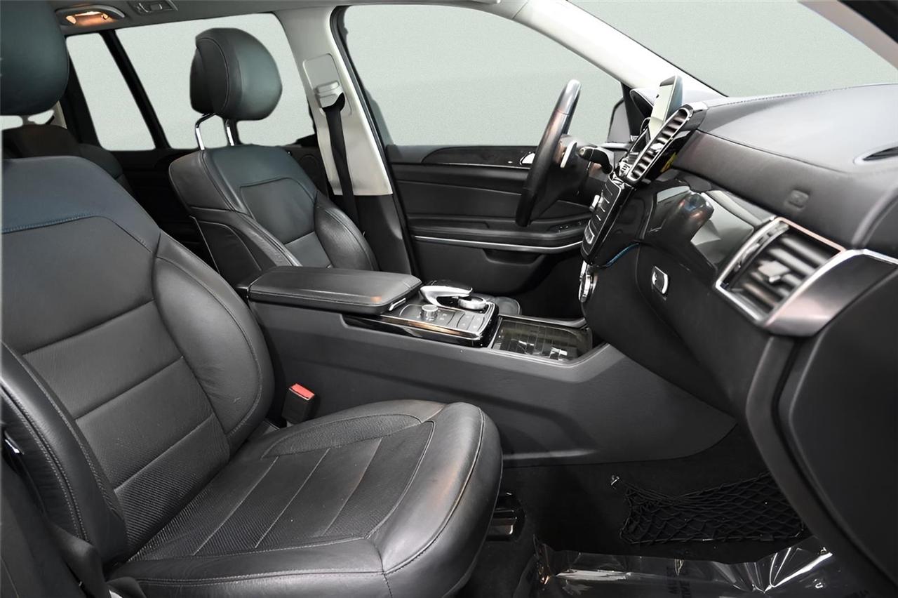 Mercedes-Benz GLS GLS 550 4MATIC SUV 2017