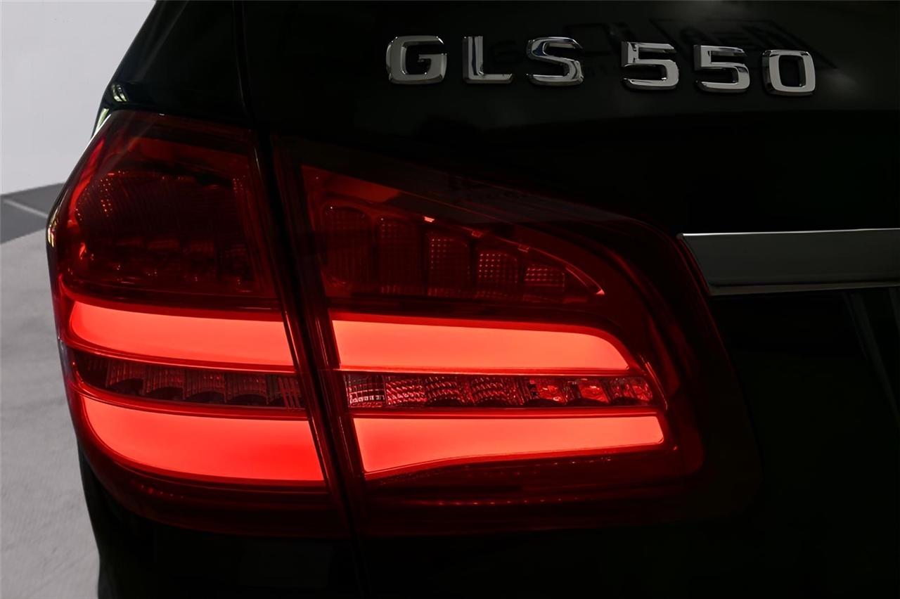 Mercedes-Benz GLS GLS 550 4MATIC SUV 2017