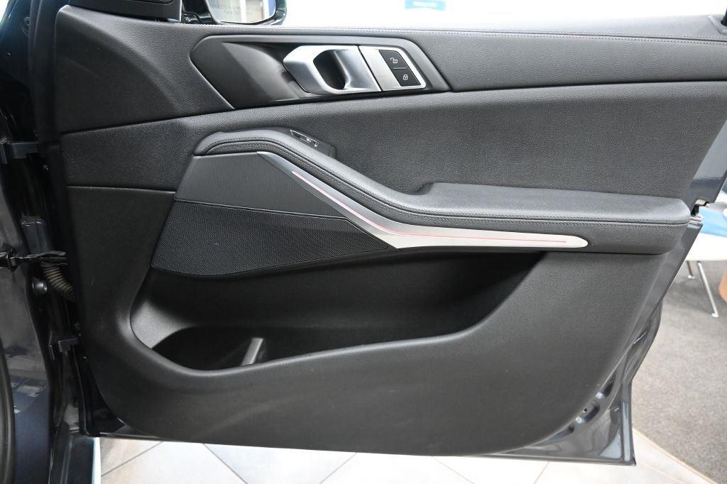 BMW X5 xDrive40i Sports Activity Vehicle 2019
