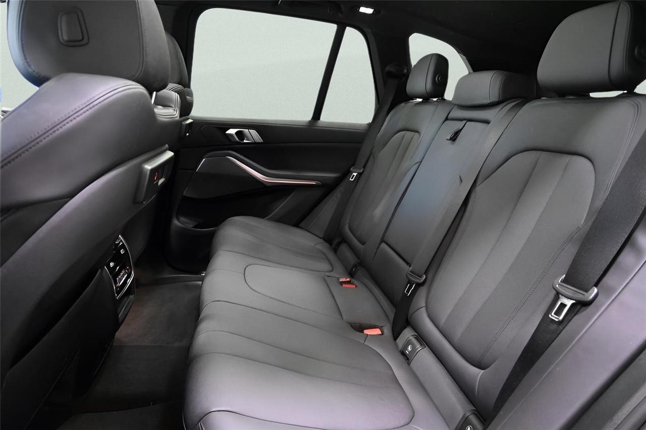BMW X5 xDrive40i Sports Activity Vehicle 2019
