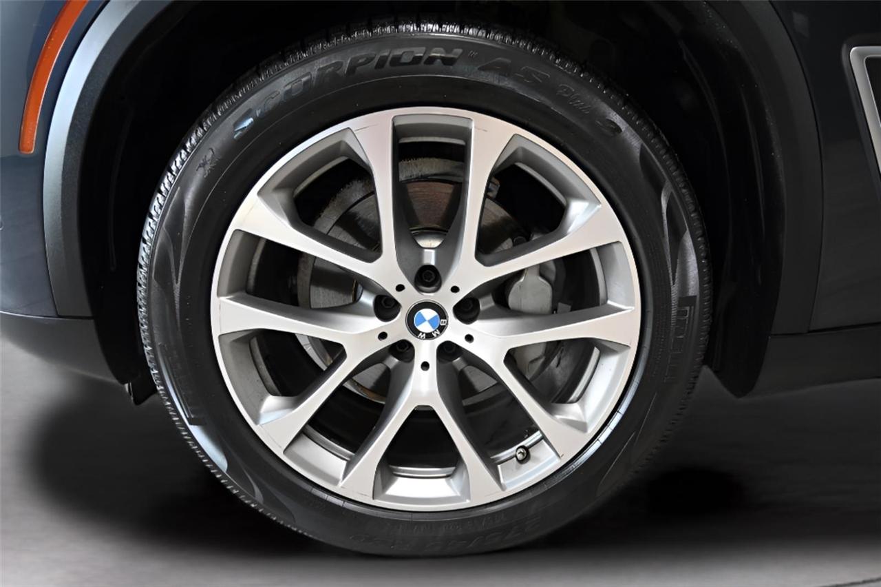 BMW X5 xDrive40i Sports Activity Vehicle 2019