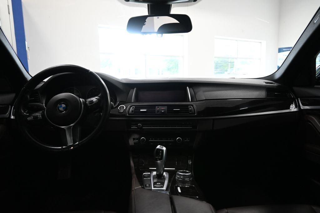 BMW 5 Series 4dr Sdn 528i xDrive AWD 2015