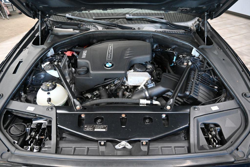 BMW 5 Series 4dr Sdn 528i xDrive AWD 2015