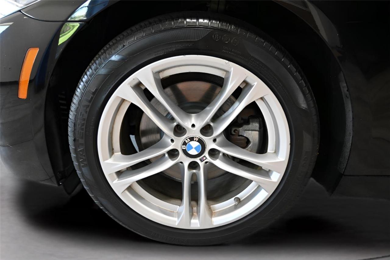 BMW 5 Series 4dr Sdn 528i xDrive AWD 2015