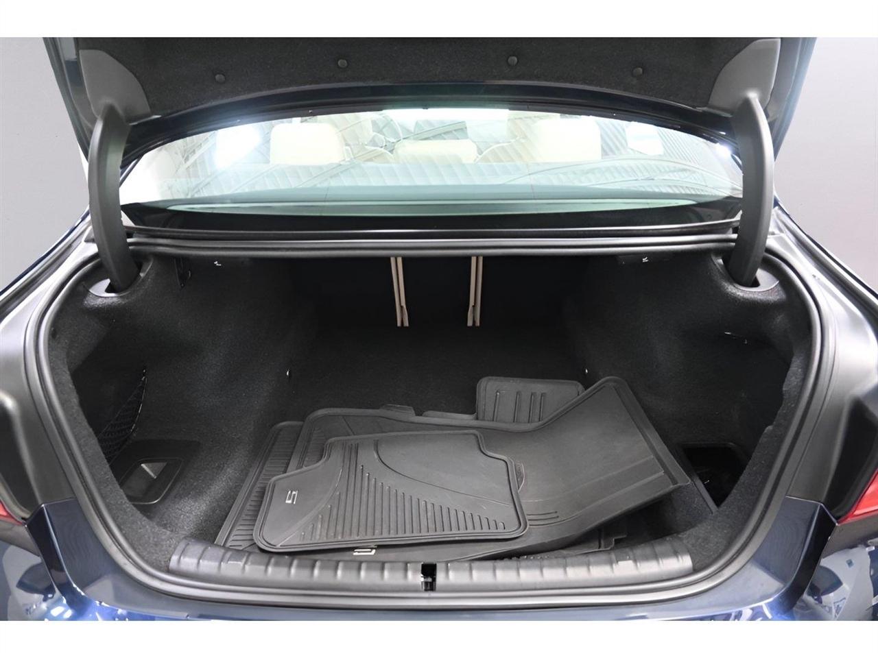BMW 5 Series 530i xDrive Sedan 2020