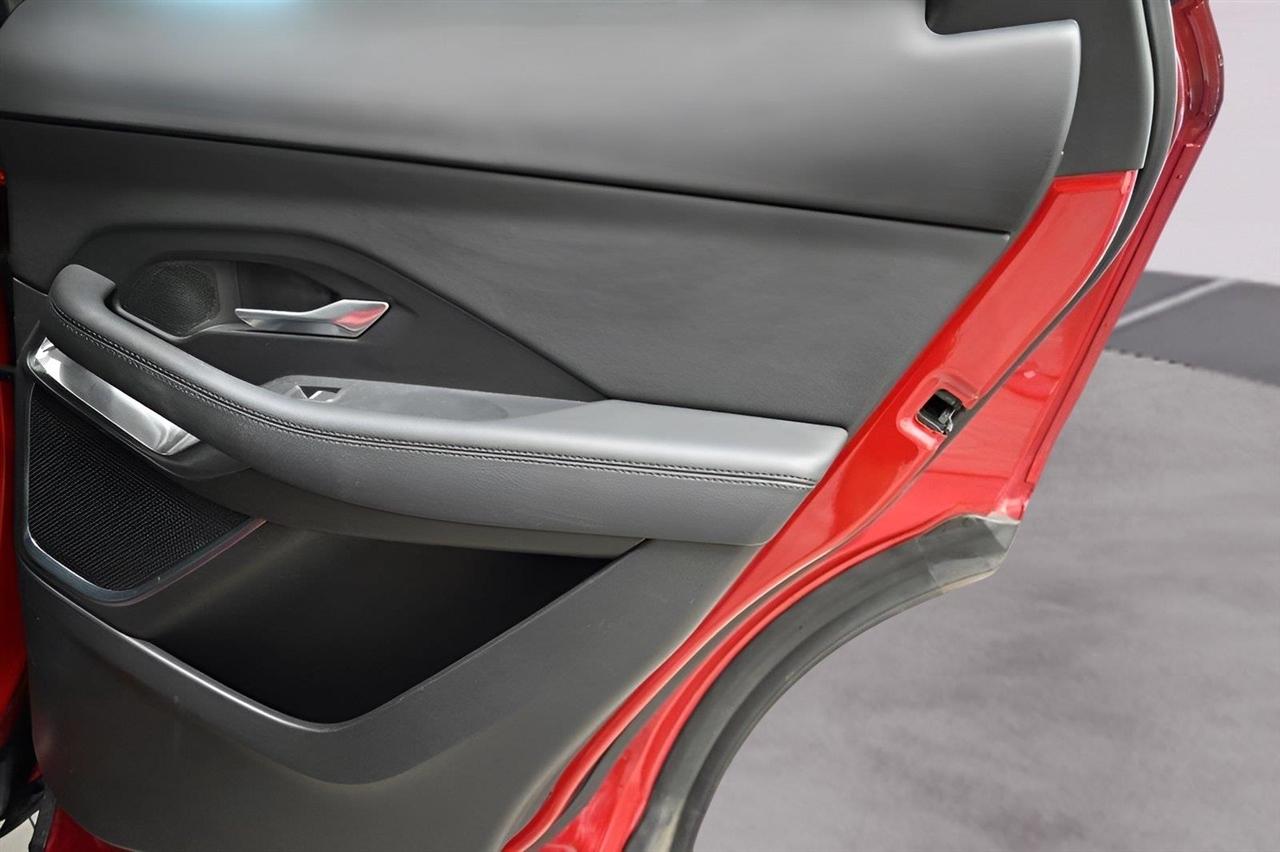 Jaguar E-Pace P250 AWD SE 2019