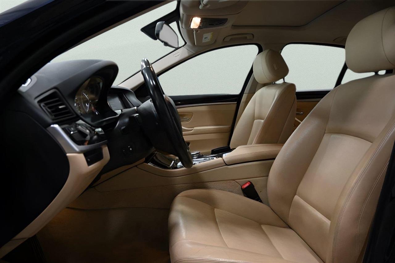 BMW 5 Series 4dr Sdn 535i xDrive AWD 2015
