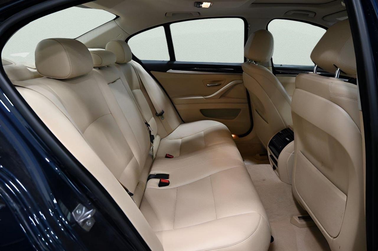 BMW 5 Series 4dr Sdn 535i xDrive AWD 2015