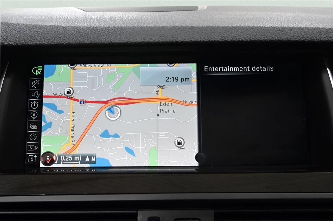 BMW 5 Series 4dr Sdn 535i xDrive AWD 2015