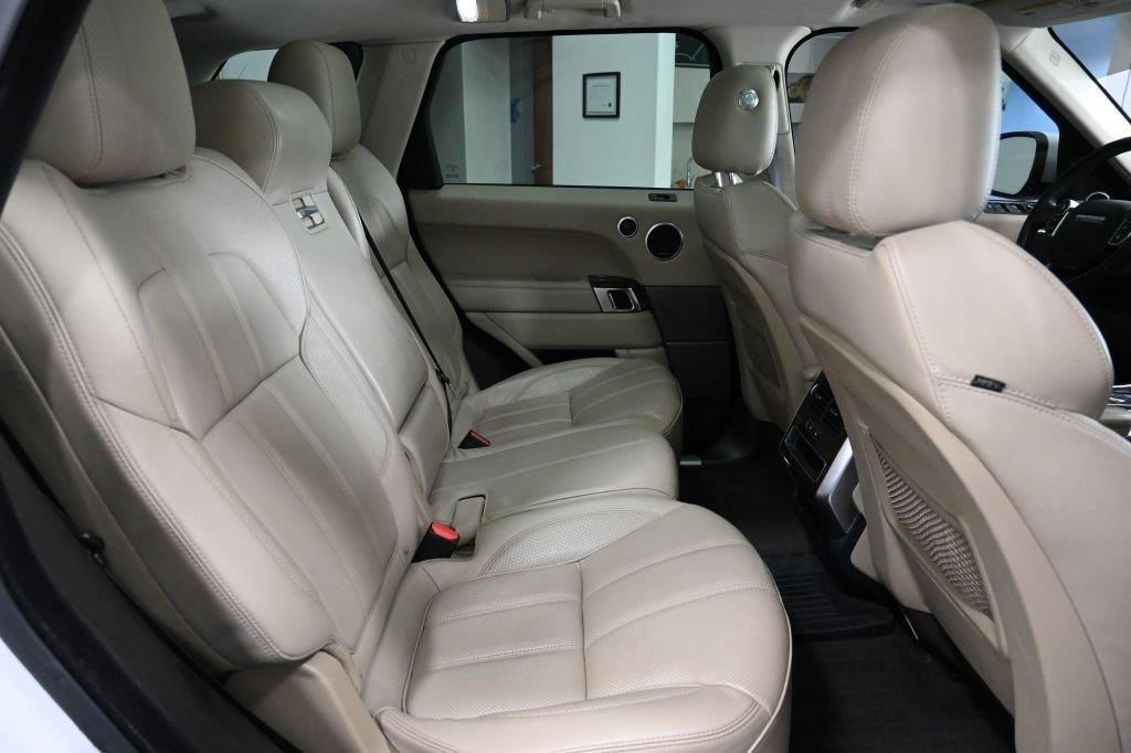Land Rover Range Rover Sport 4WD 4dr V8 2016