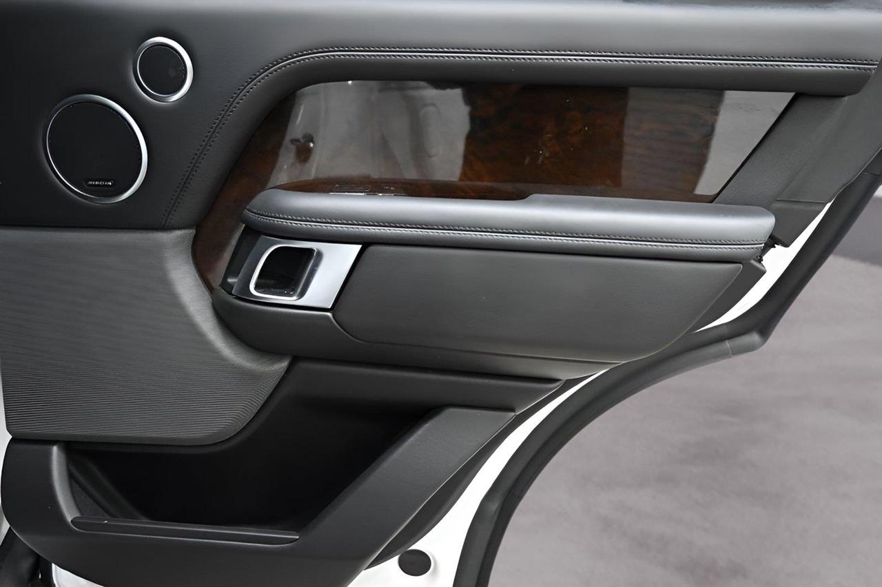 Land Rover Range Rover SWB 2021