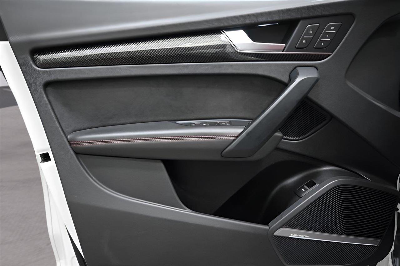 Audi SQ5 Premium Plus 3.0 TFSI quattro 2021