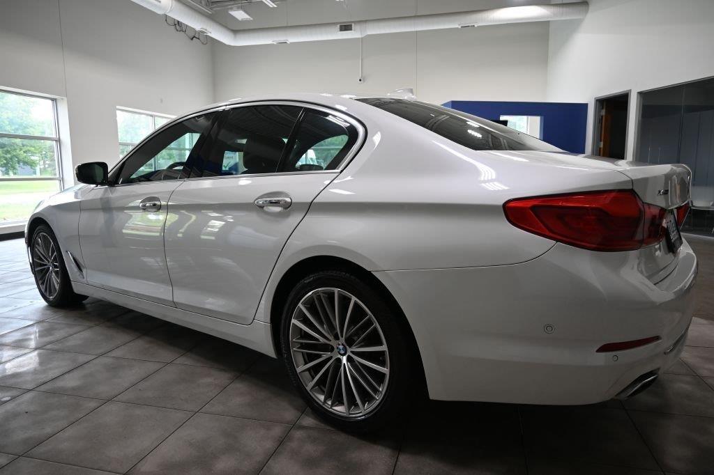 BMW 5 Series 540i xDrive Sedan 2017