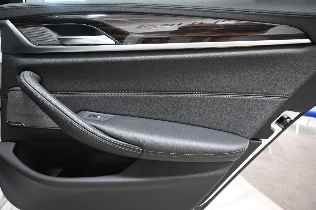 BMW 5 Series 540i xDrive Sedan 2017