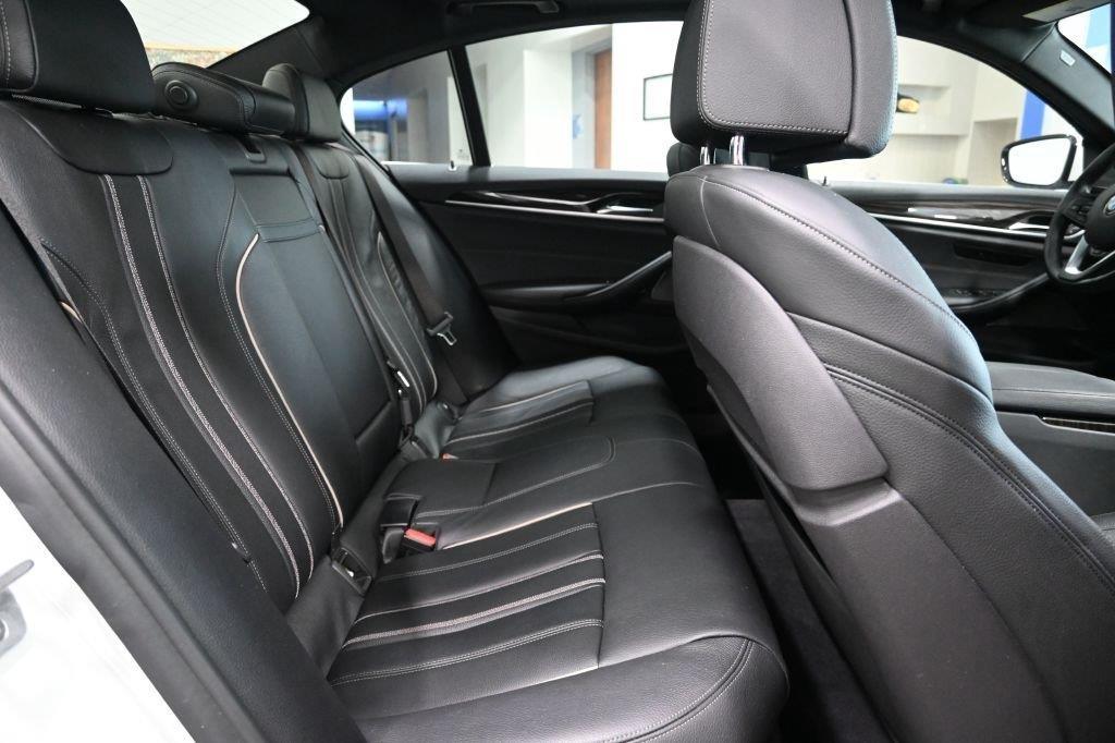 BMW 5 Series 540i xDrive Sedan 2017