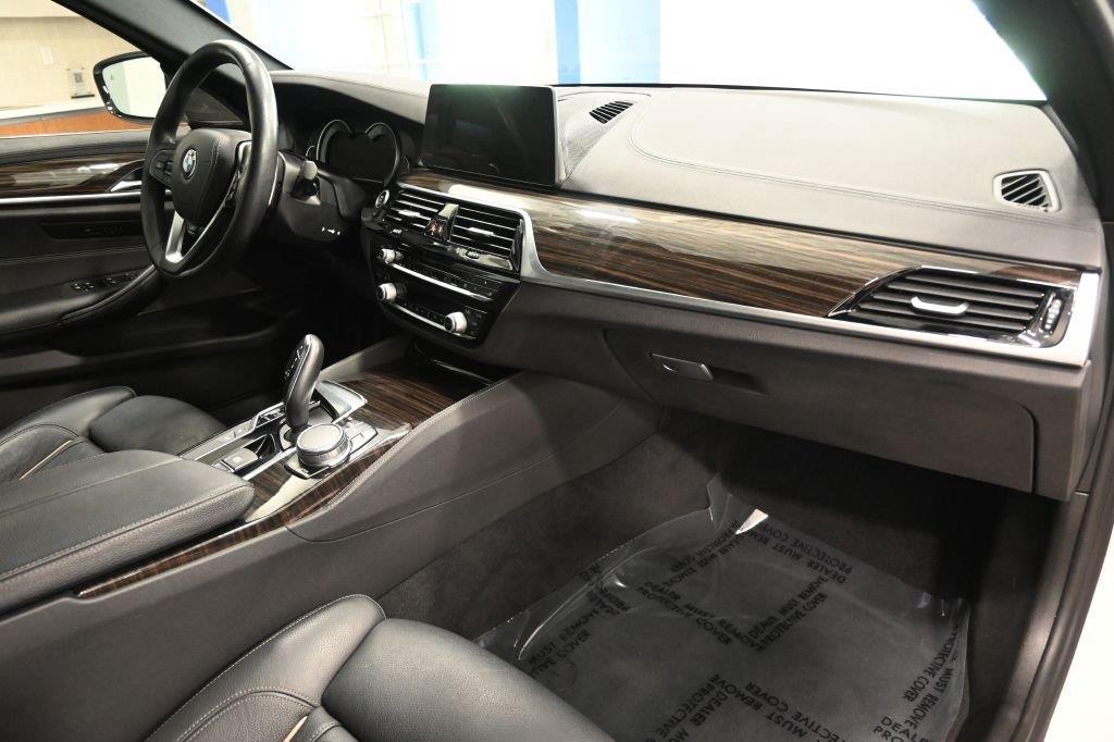 BMW 5 Series 540i xDrive Sedan 2017