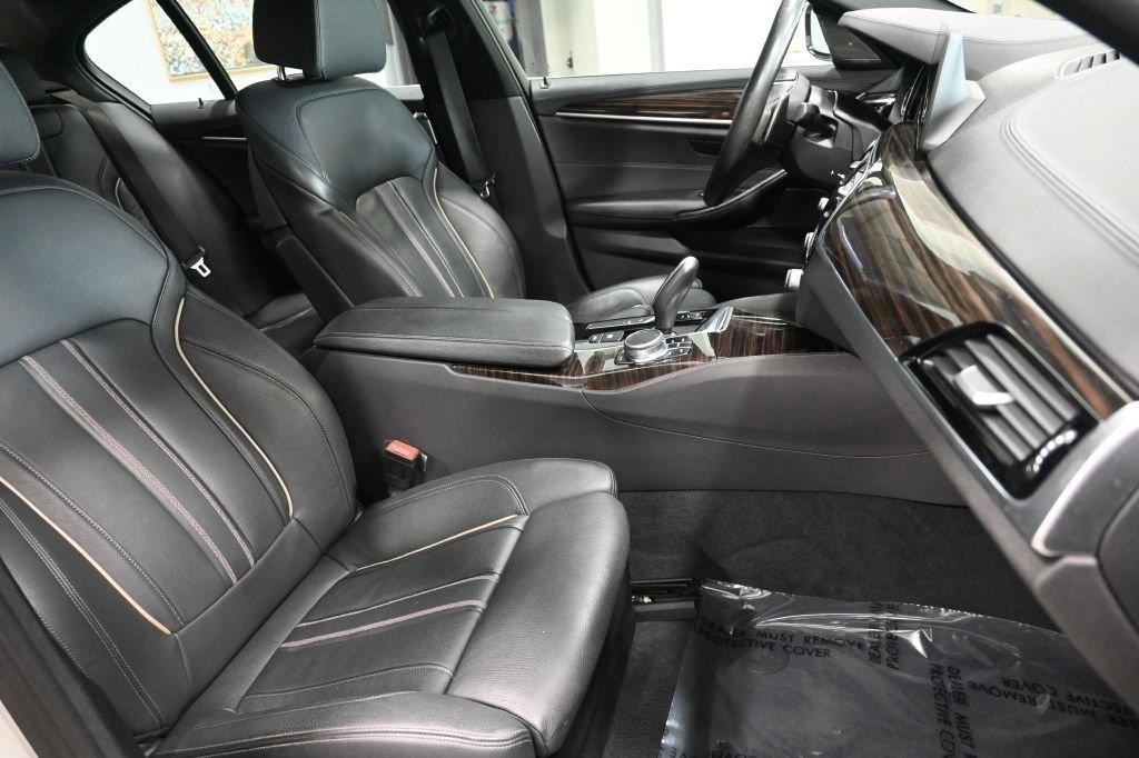 BMW 5 Series 540i xDrive Sedan 2017