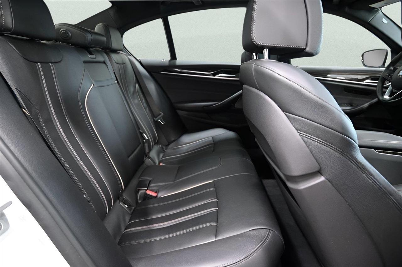 BMW 5 Series 540i xDrive Sedan 2017