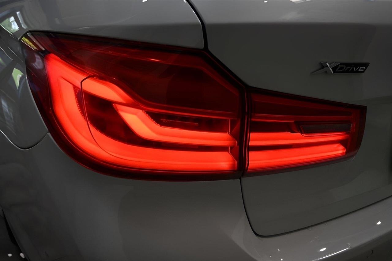 BMW 5 Series 540i xDrive Sedan 2017
