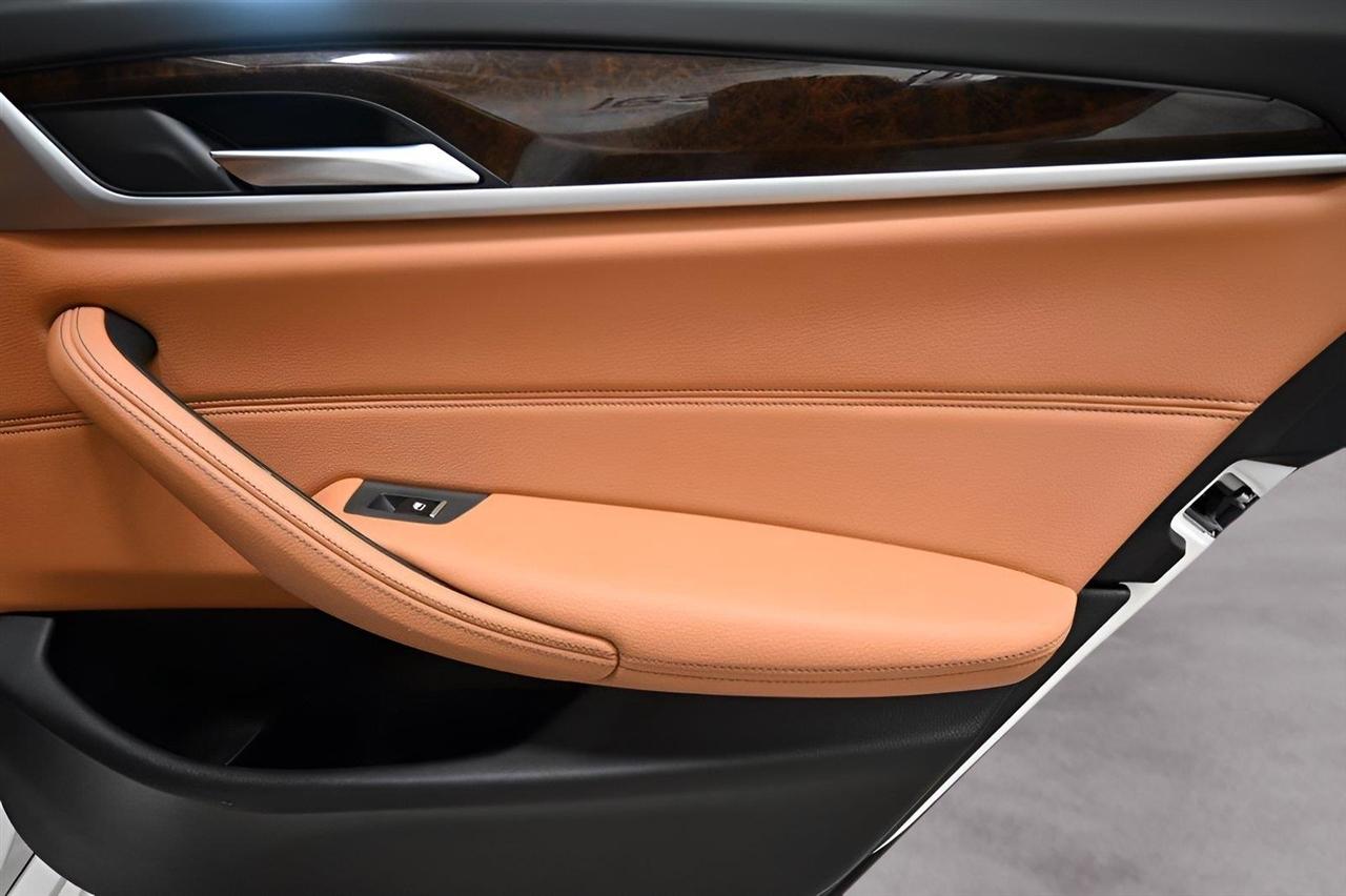 BMW 5 Series 540i xDrive Sedan 2019