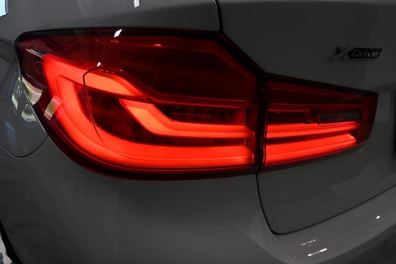 BMW 5 Series 540i xDrive Sedan 2019