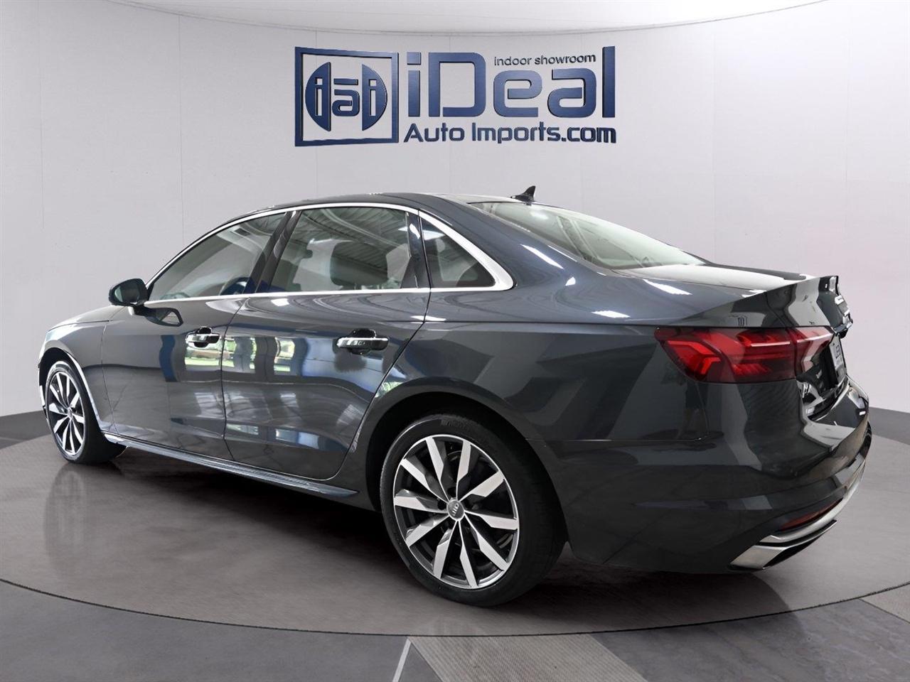 Audi A4 Sedan Premium Plus 40 TFSI quattro 2021