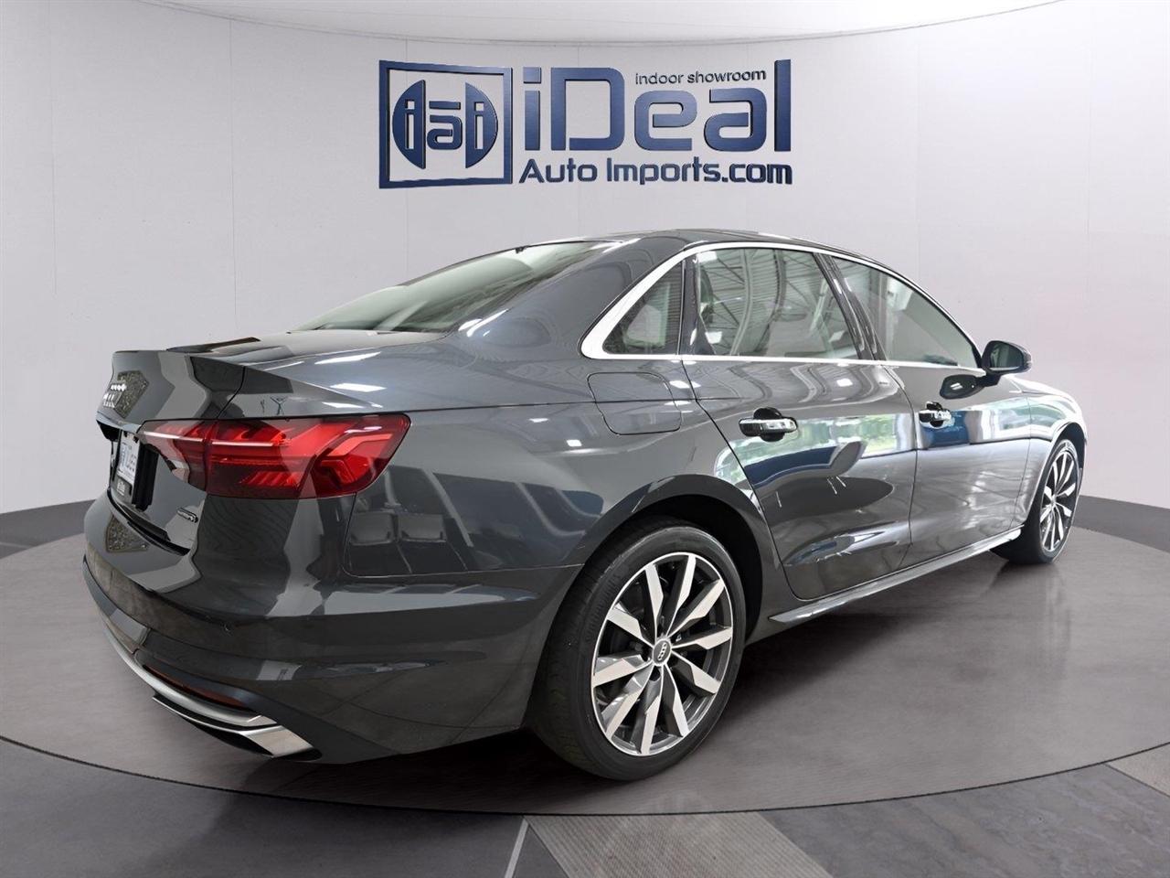 Audi A4 Sedan Premium Plus 40 TFSI quattro 2021