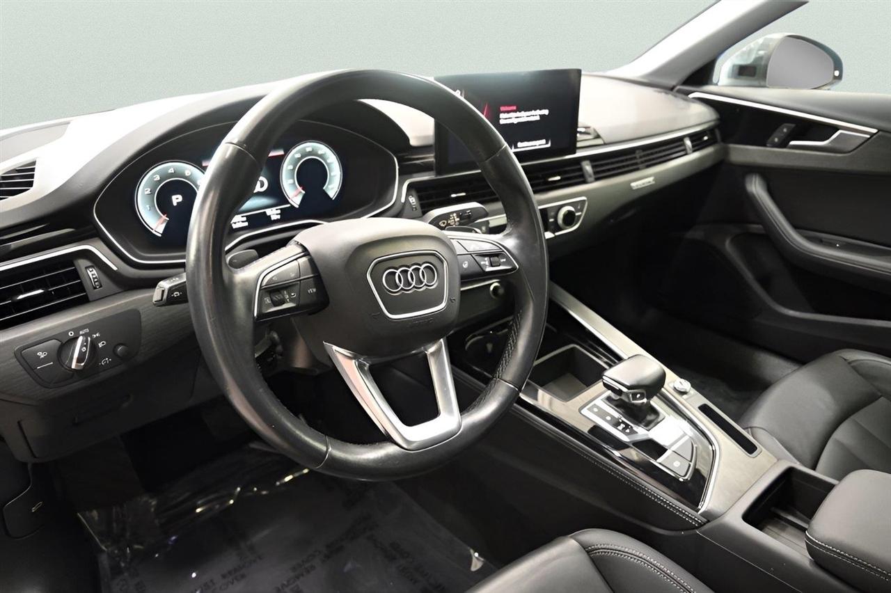 Audi A4 Sedan Premium Plus 40 TFSI quattro 2021