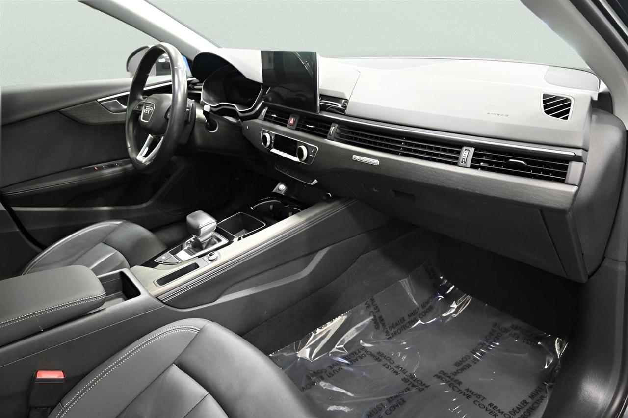 Audi A4 Sedan Premium Plus 40 TFSI quattro 2021