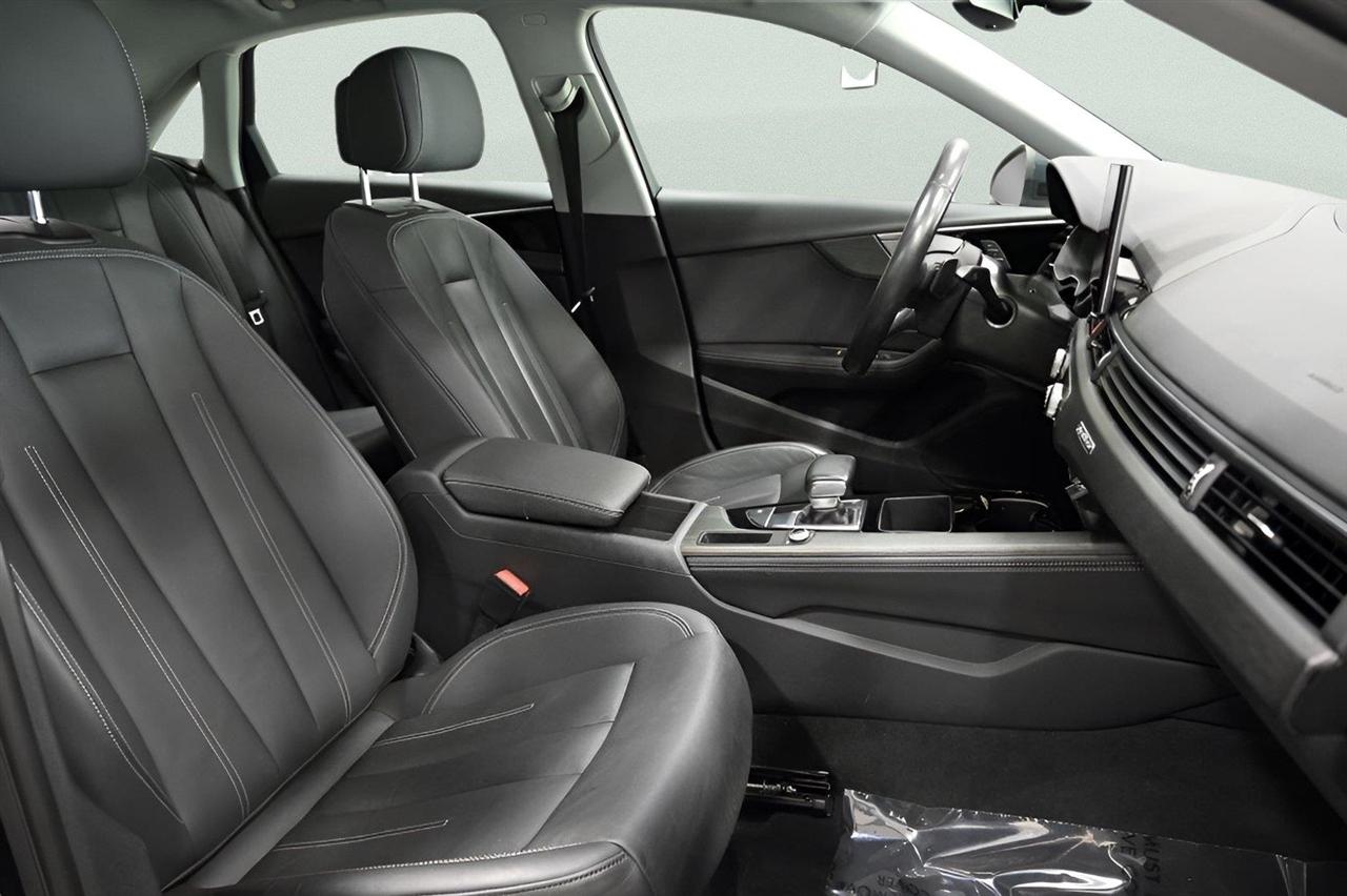 Audi A4 Sedan Premium Plus 40 TFSI quattro 2021