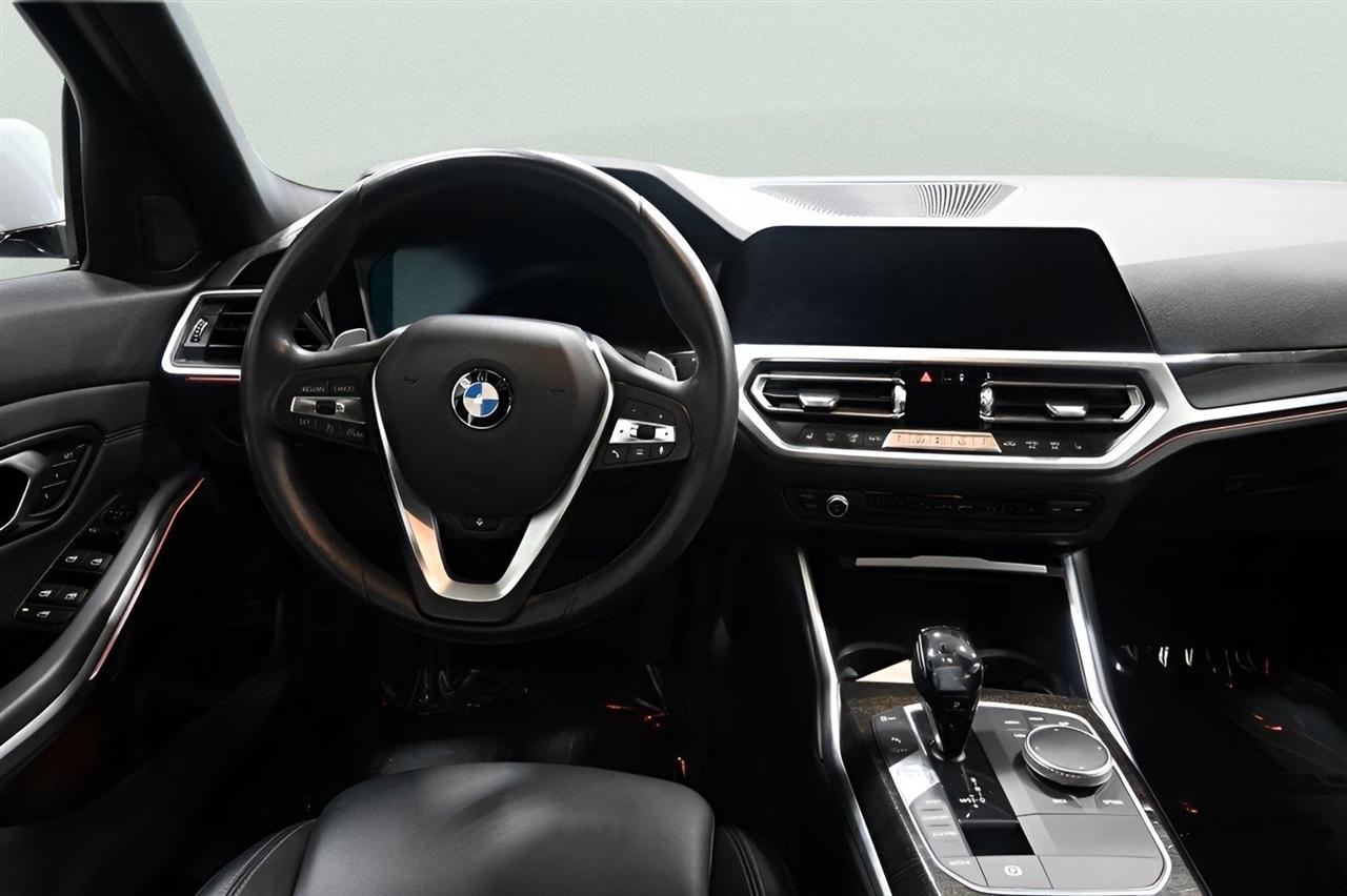 BMW 3 Series 330i xDrive Sedan 2019