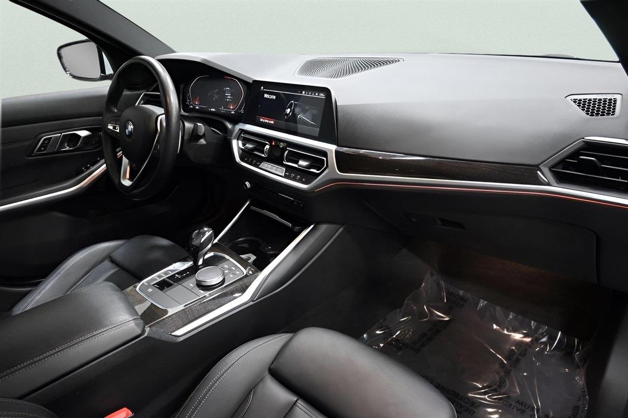 BMW 3 Series 330i xDrive Sedan 2019