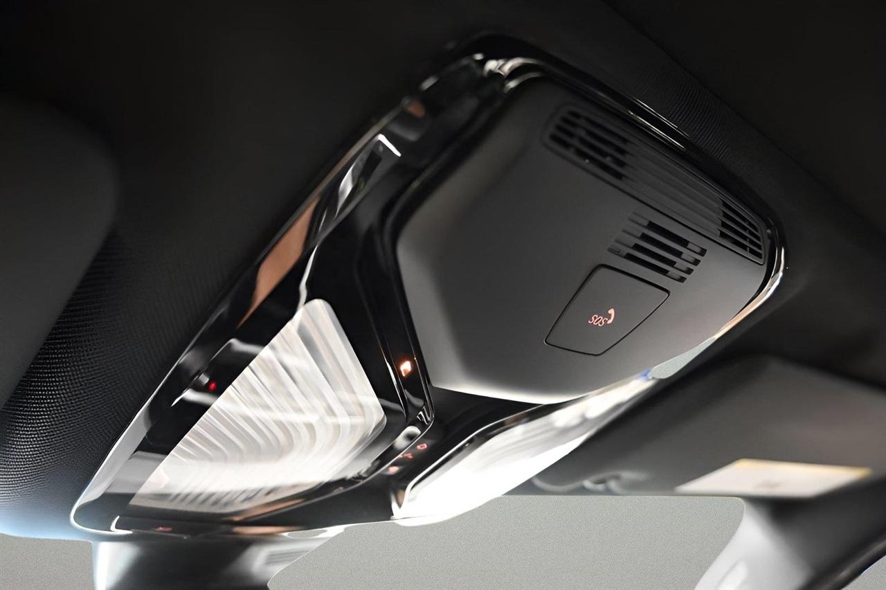 BMW 3 Series 330i xDrive Sedan 2019
