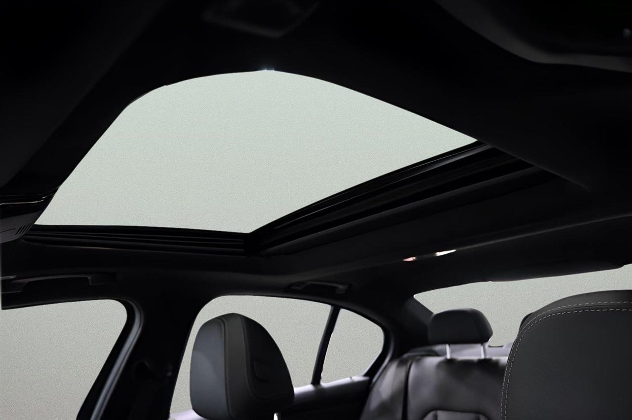 BMW 3 Series 330i xDrive Sedan 2019