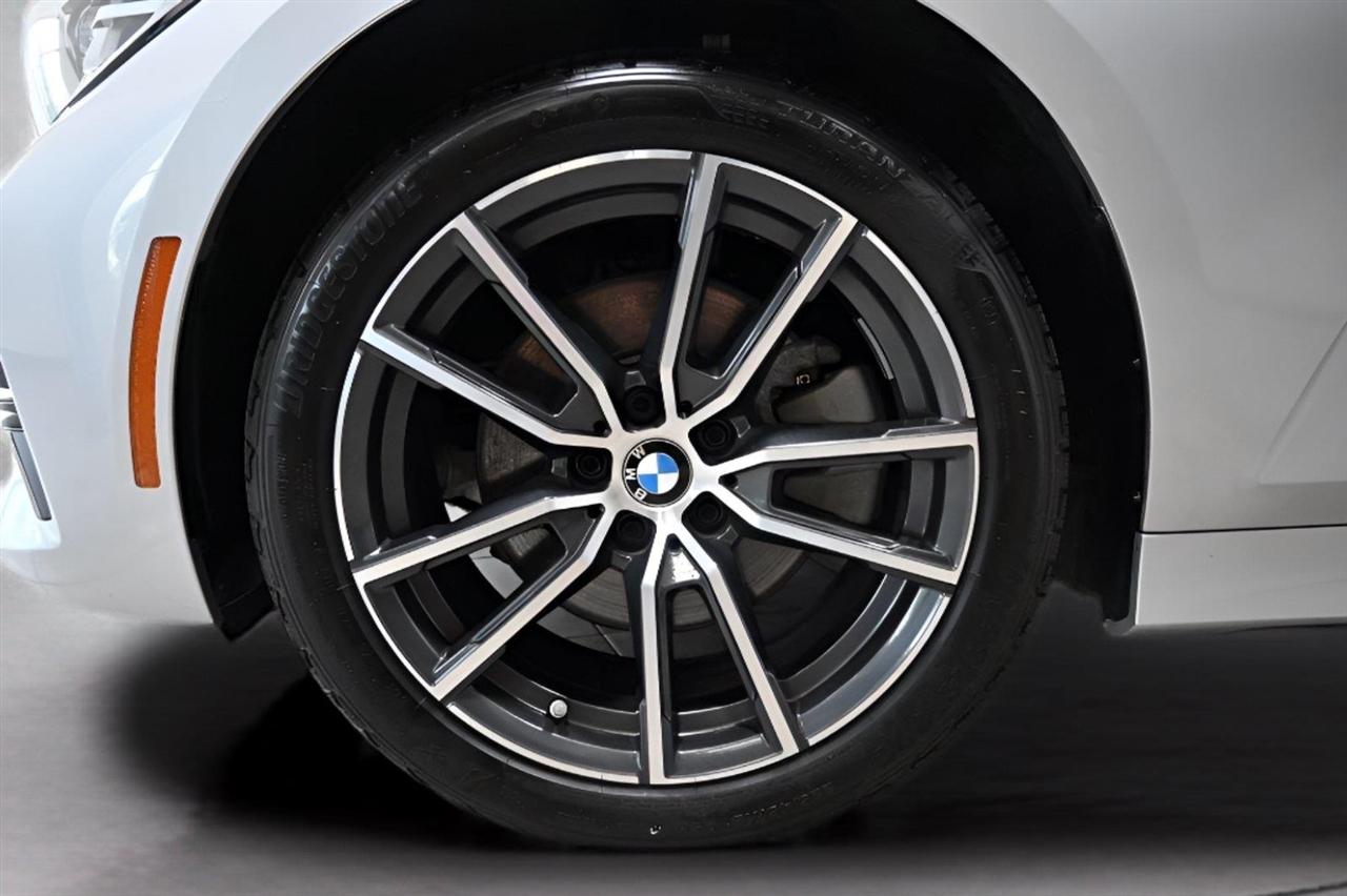 BMW 3 Series 330i xDrive Sedan 2019