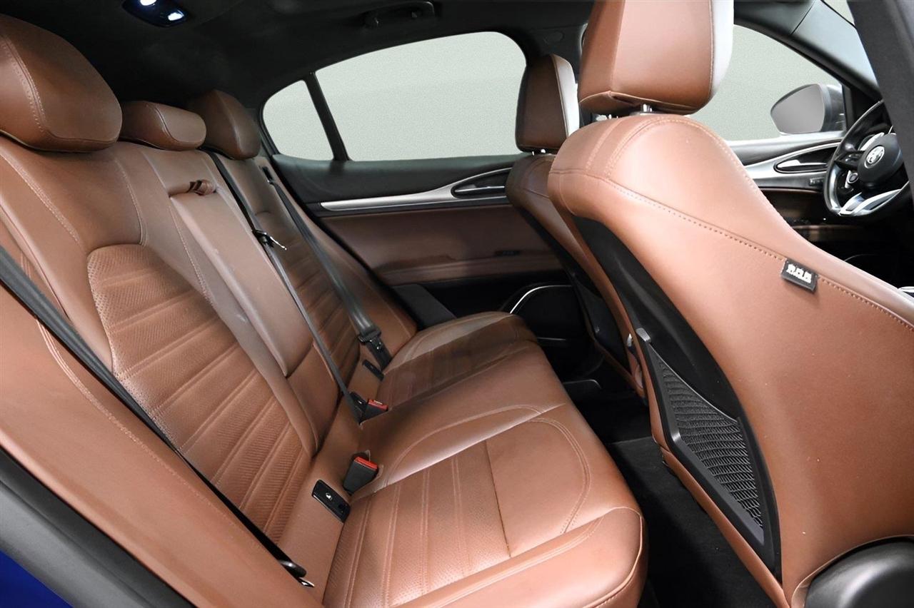 Alfa Romeo Stelvio Ti Sport AWD 2021