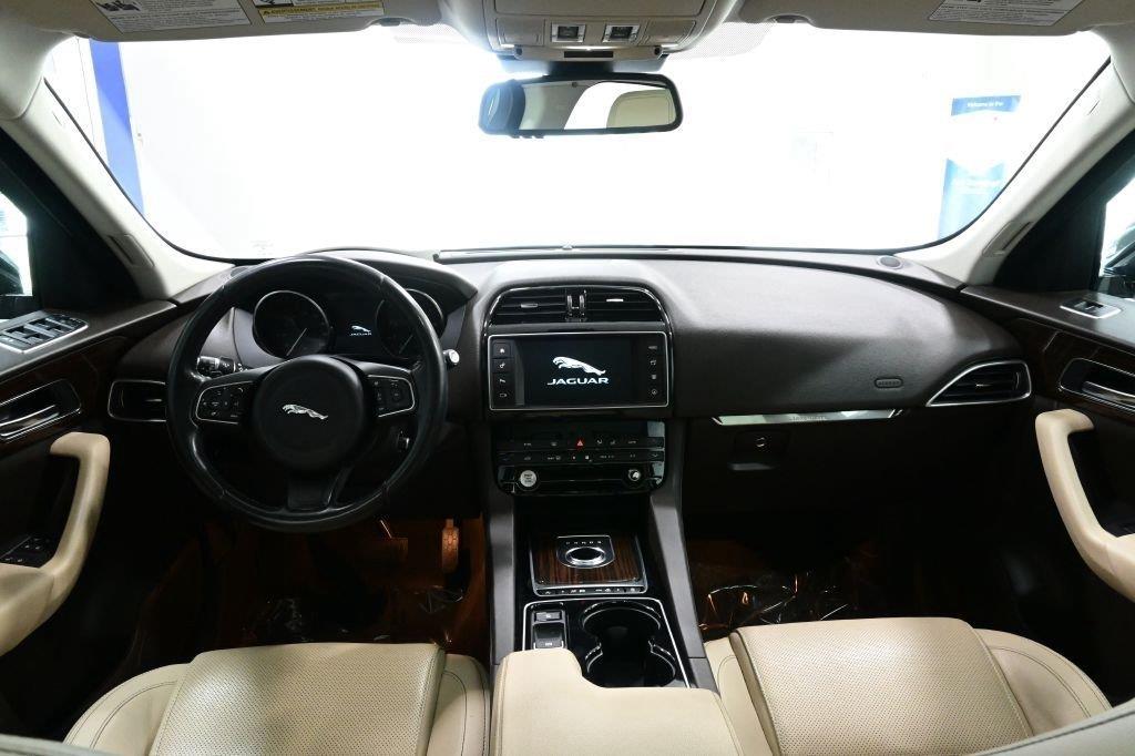 Jaguar F-Pace 35t Prestige AWD 2017