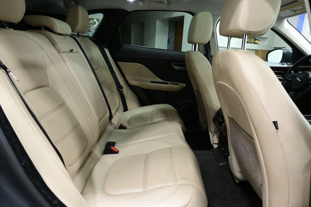Jaguar F-Pace 35t Prestige AWD 2017
