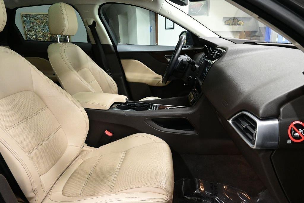 Jaguar F-Pace 35t Prestige AWD 2017