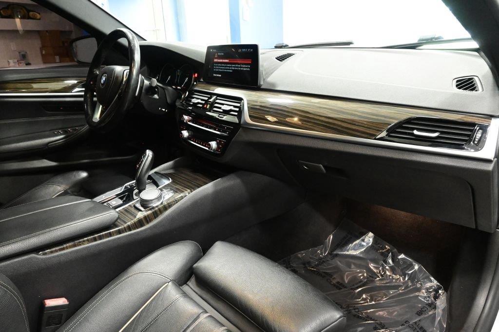 BMW 5 Series 530i xDrive Sedan 2019