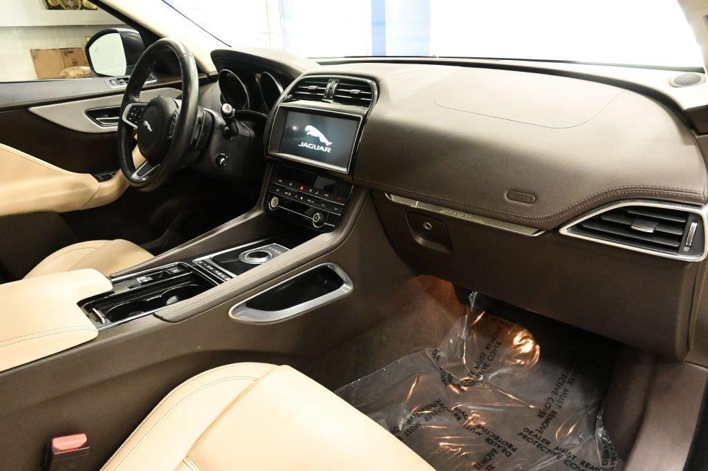 Jaguar F-Pace 25t Prestige AWD 2020