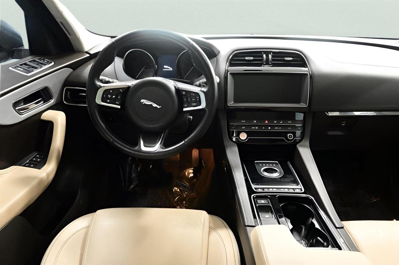 Jaguar F-Pace 25t Prestige AWD 2020