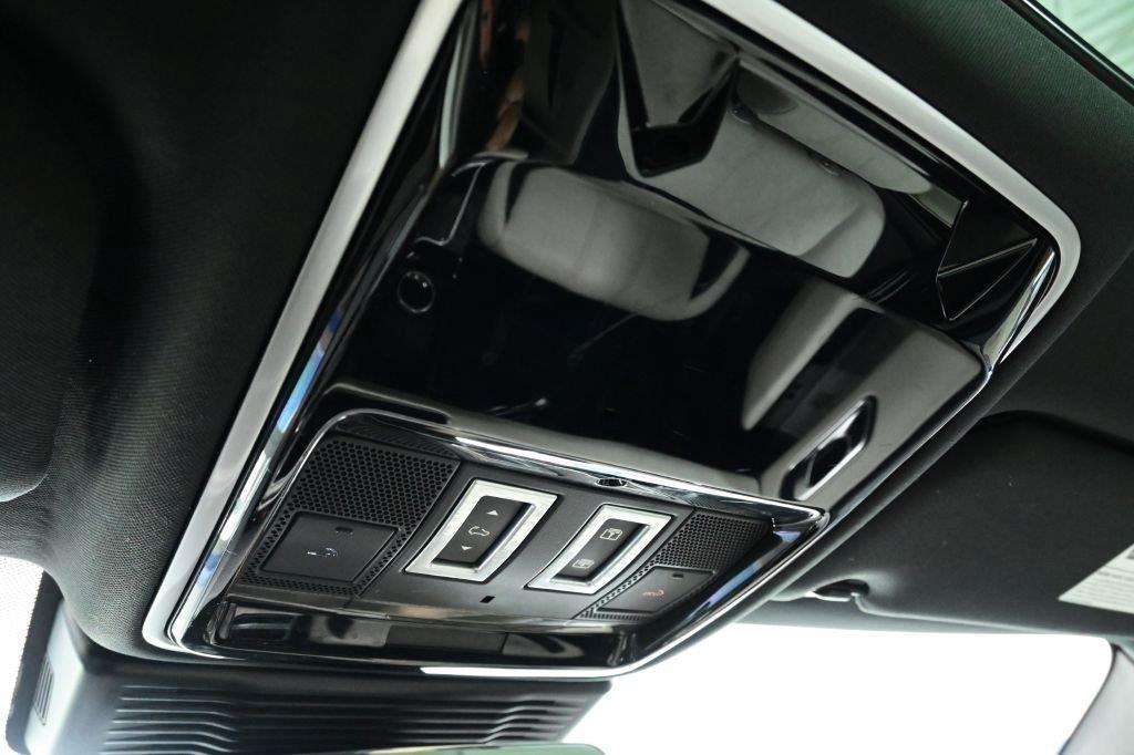 Land Rover Range Rover Velar P250 R-Dynamic S 2021