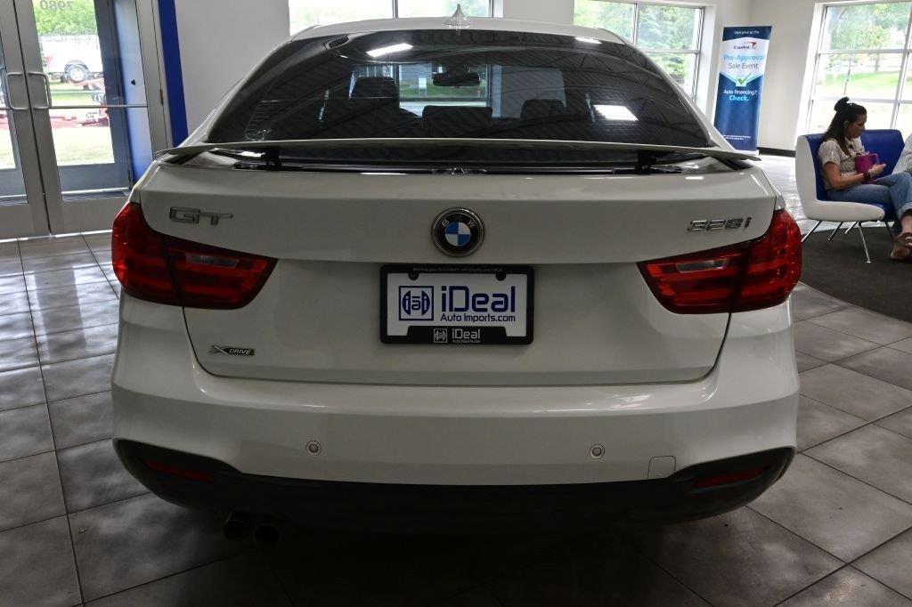 BMW 3 Series Gran Turismo 5dr 328i xDrive Gran Turismo AWD SULEV 2016